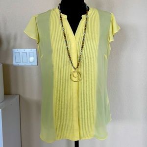💛 Yellow summer top 100% polyester.
